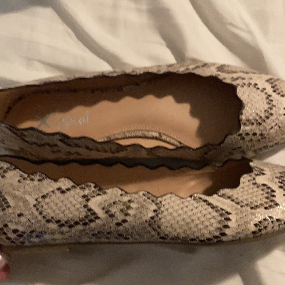 Brand new women’s flats